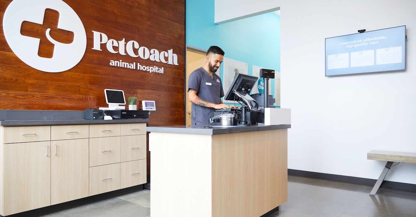 Petco vet outlet hospital near me